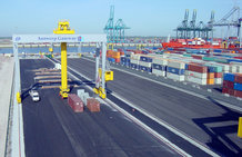 Automated Stacker Cranes der GPT im Hafen von Antwerpen